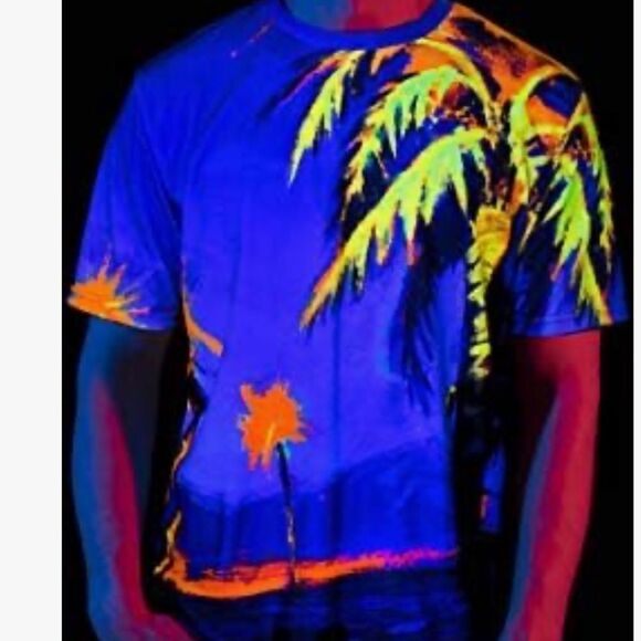 AOFMOKA Neon Blacklight Designed Printed Short Sleeve Men T-Shirt In Hawaii Palm - Picture 2 of 9